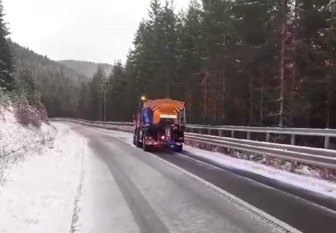 Acțiune de deszăpezire pe drumurile montane/Foto: DRDP Cluj Facebook.com