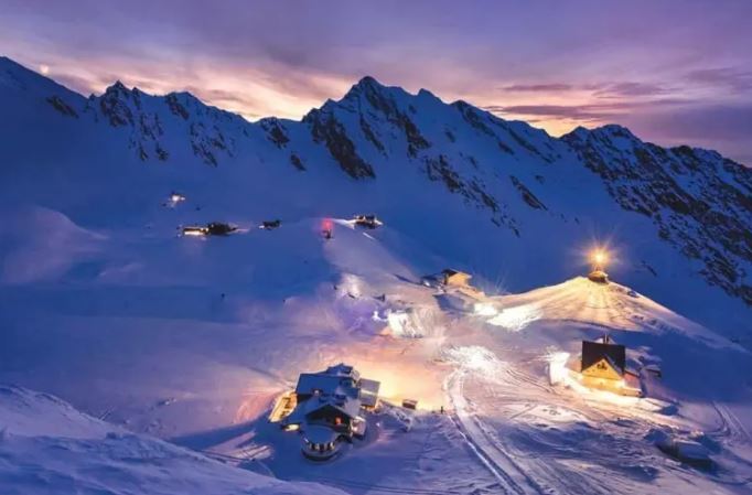 Foto: Hotel of Ice Bâlea Lac