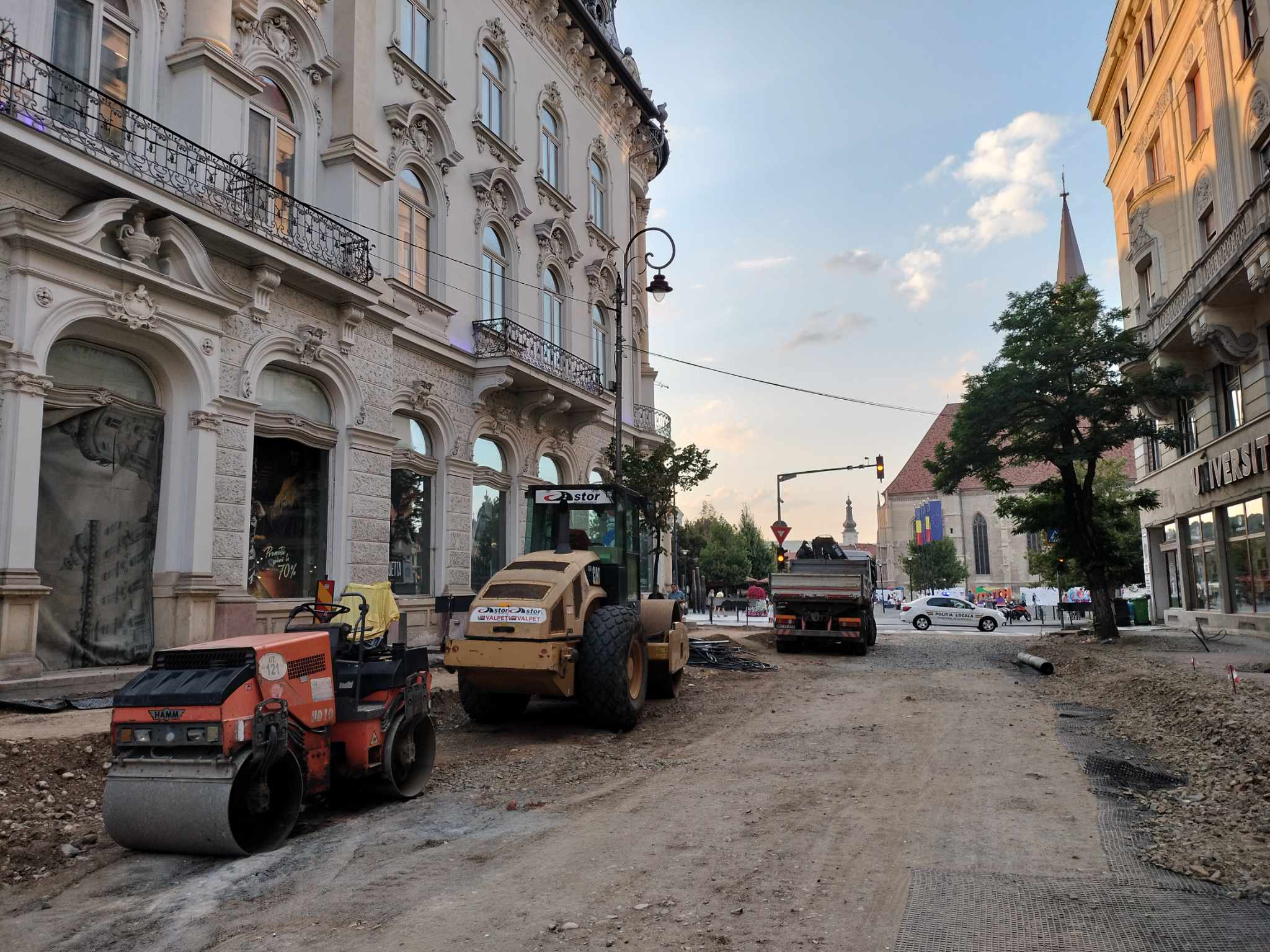 Șantier pe strada Universității