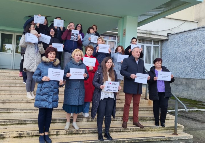 Protest spontan al personalului nemedical de la Spitalul de Recuperare / Foto: monitorulcj.ro