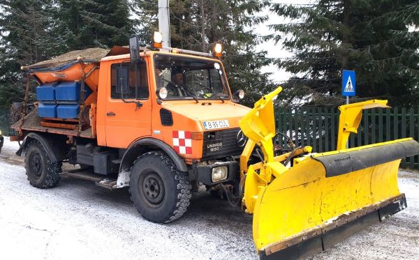 Acțiune de dezăpezire în Băișoara/ Foto: Consiliul Județean Cluj