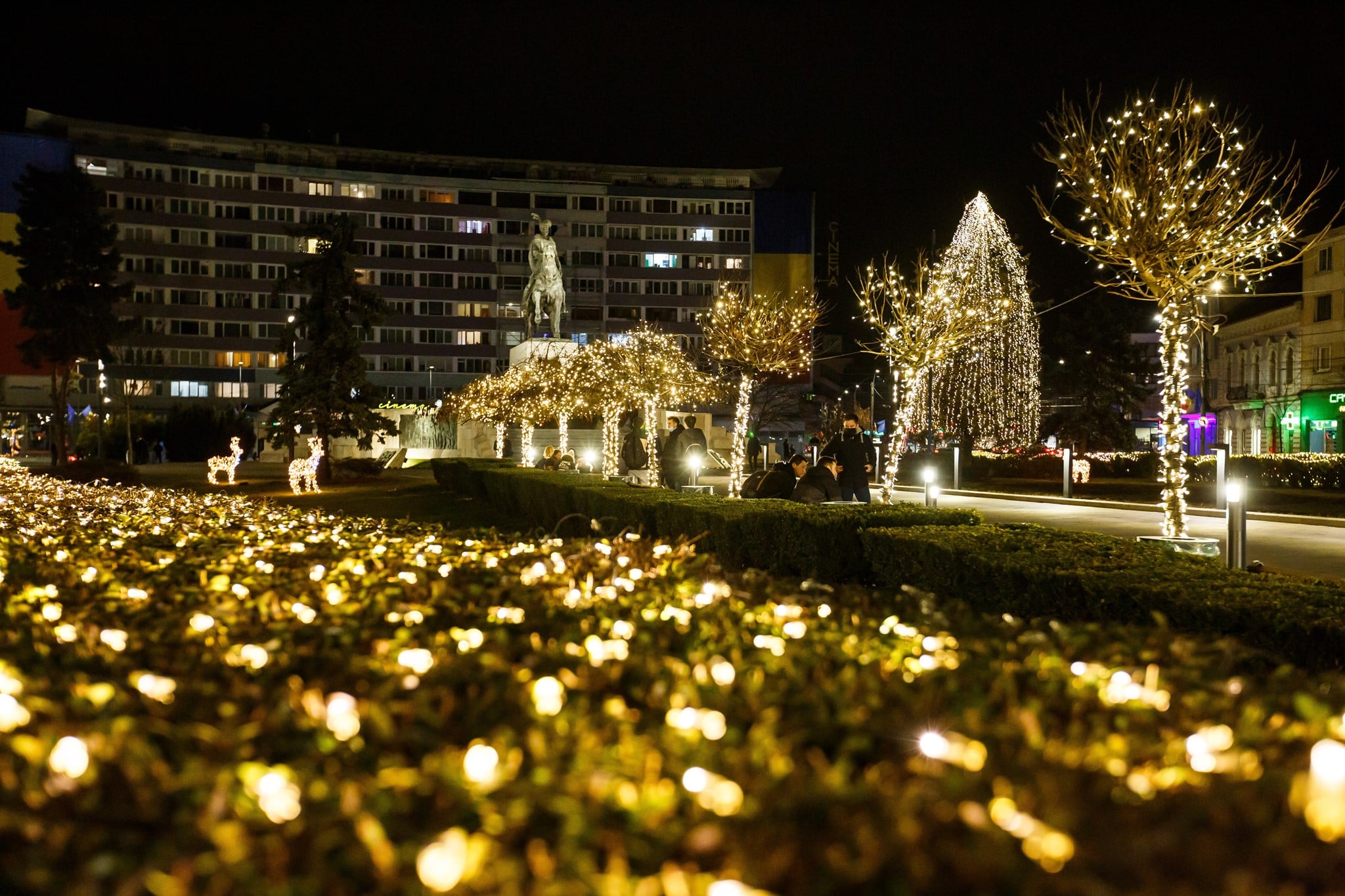 Iluminatul festiv va fi aprins de 1 Decembrie în tot orașul. FOTO: Facebook/ Municipiul Cluj-Napoca