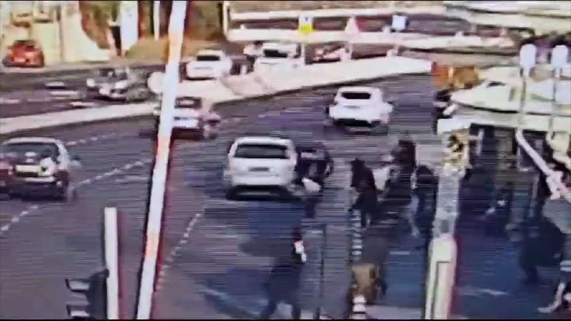 Cel puţin doi morţi şi opt răniţi