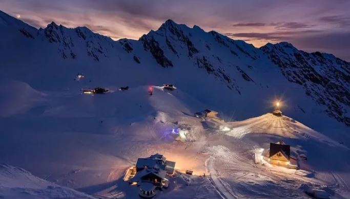 Foto: Hotel of Ice Bîlea Lac