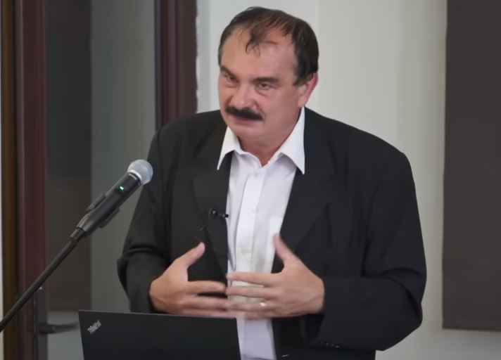 Mircea Miclea Foto: Centrul Universitar UBB Reșița youtube.com
