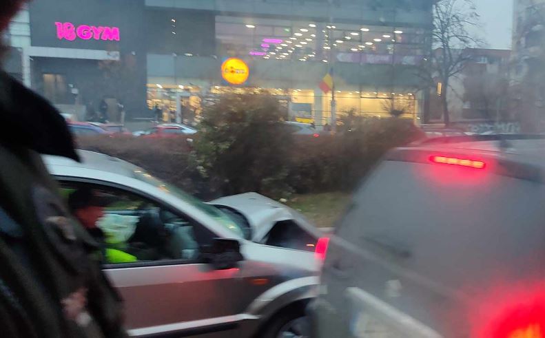 Accident rutier în apropiere de Piața Mărăști/Foto: monitorulcj.ro