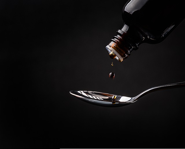 Sirop de tuse/ Foto?pixabay.com