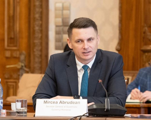 Secretarul General al Guvernului Mircea Abdrudean (PNL) anunță măsuri de eficientizare a administrației publice și reorganizarea SGG/Foto: Mircea Abrudean Facebook.com