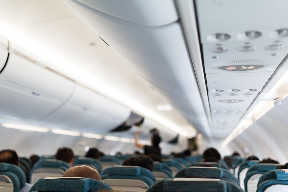 Un bărbat a făcut scandal la bordul unui avion / Foto: depositphotos.com