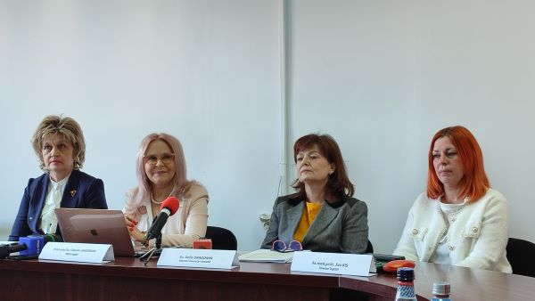 De la stânga la dreapta