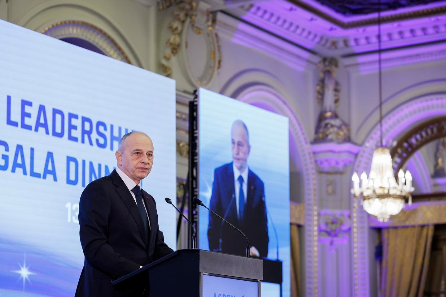 Mircea Geoană se află în continuare în fruntea listei de potențiali candidați preferați de români pentru alegerile prezidențiale. FOTO: Facebook/ Mircea Geoană