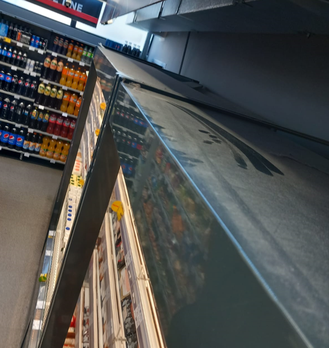 Nereguli găsite de Protecția Consumatorilor în magazinele Mega Image din Cluj-Napoca/Foto: Protecția Consumatorilor Cluj