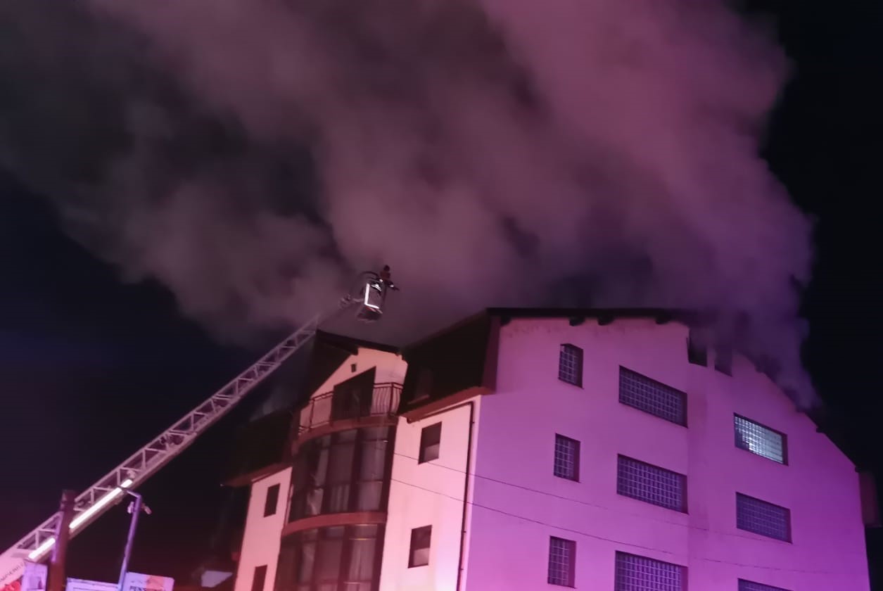 Incendiu la o pensiune din Vâlcea