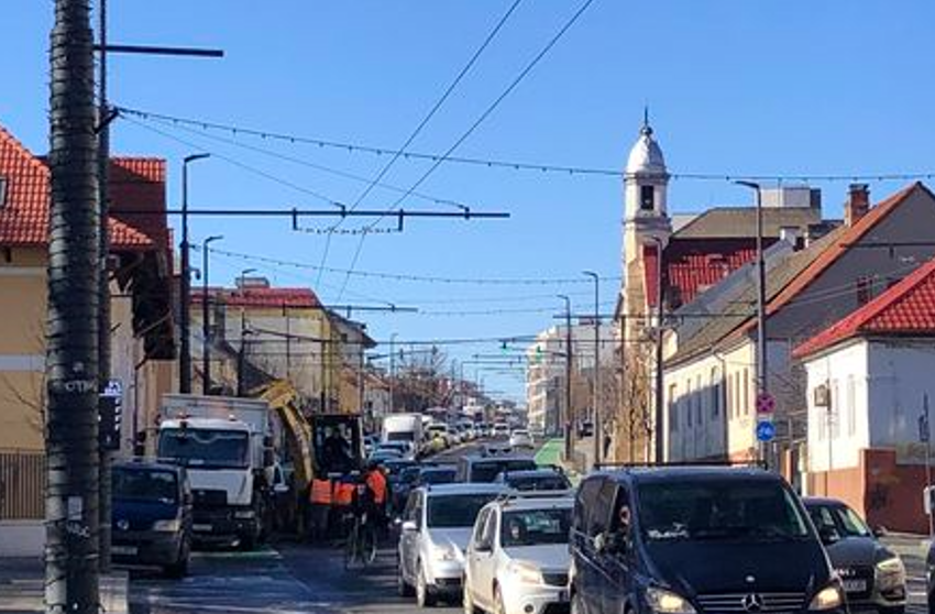 Trafic blocat pe Calea Mănăștur/Foto: Info Trafic Cluj-Napoca Facebook.com