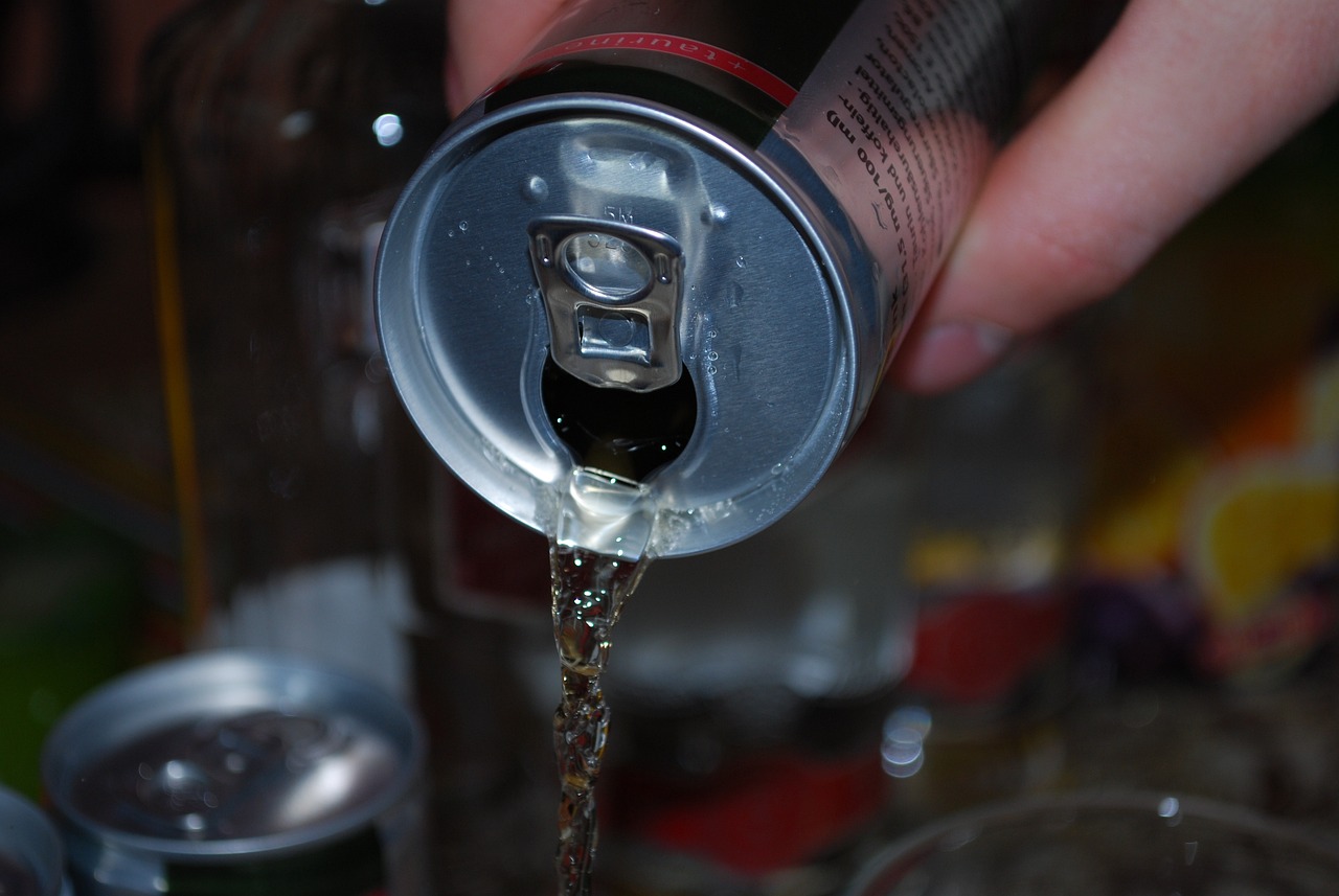 Copiii nu vor mai putea consuma băuturi energizante. FOTO: Pixabay