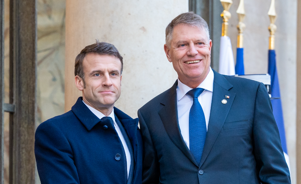 Președintele francez Emmanuel Macron și Klaus Iohannis