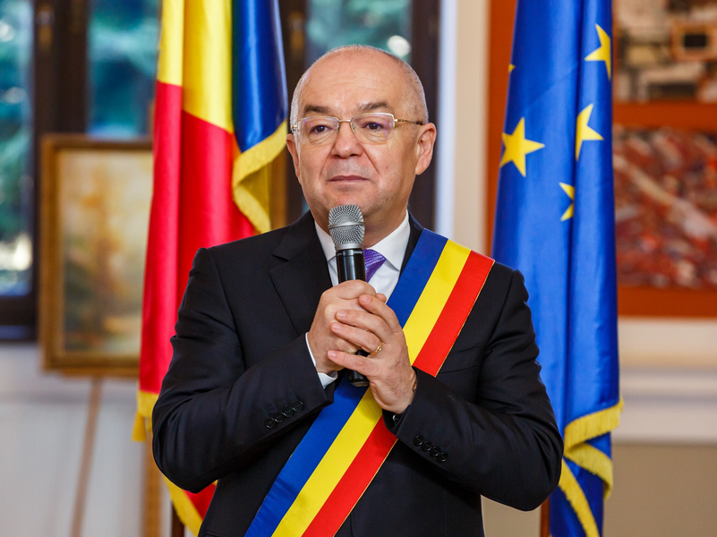 Emil Boc nu renunță la Cluj-Napoca. Sursă foto: Facebook/ Emil Boc