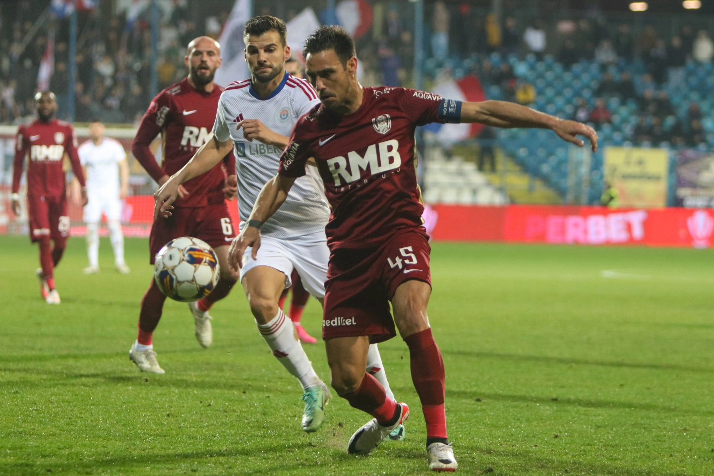 CFR Cluj nu renunță la lupta pentru titlu. Sursă foto: Facebook/ CFR Cluj