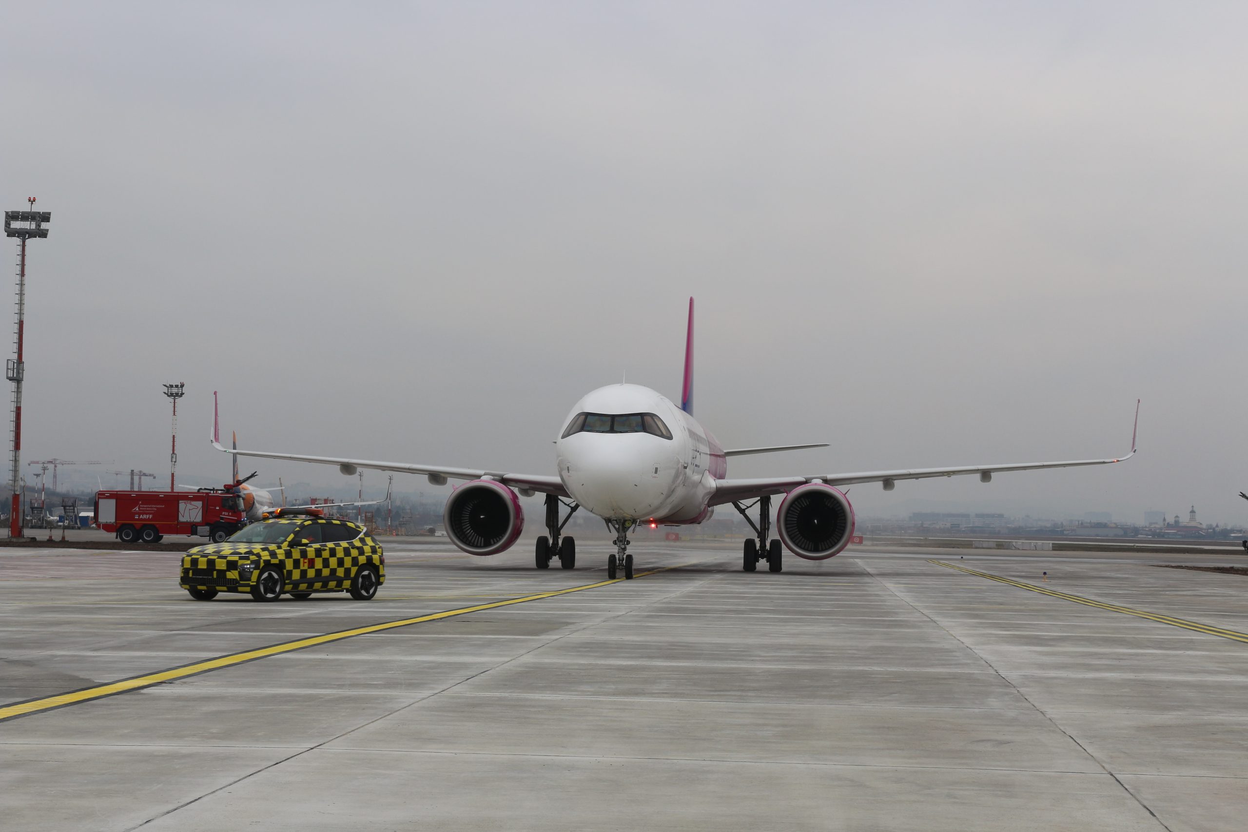 O nouă platformă cu patru locuri pentru staționarea aeronavelor