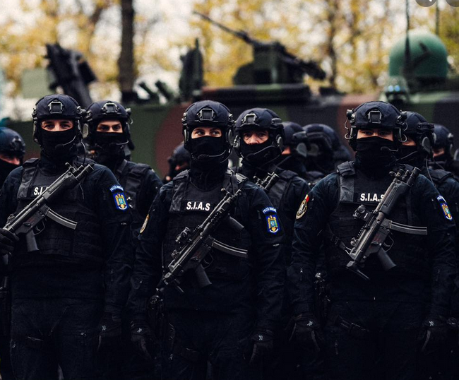 Sute de percheziții au loc în toată țara pentru combaterea infracţionalităţii. Sursă foto: Politia Română