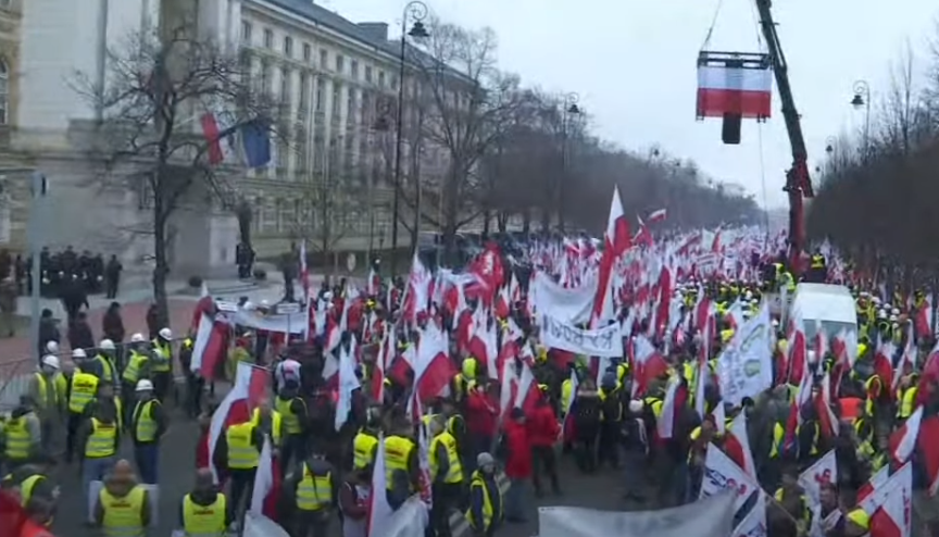 Protestul fermierilor în Varșovia/Foto: AFP youtube.com