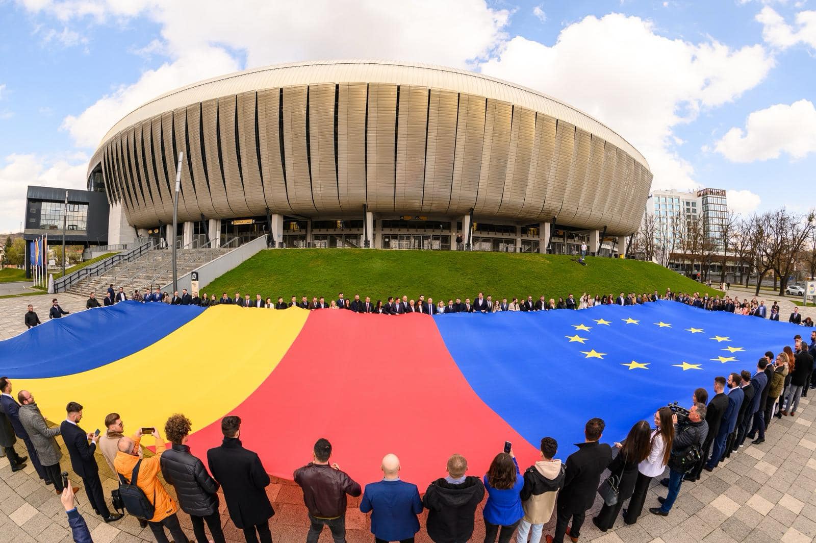 Tricolor de mari dimensiuni