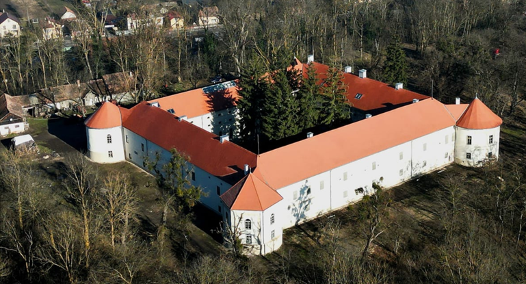 Castelul-cetate de la Gilău