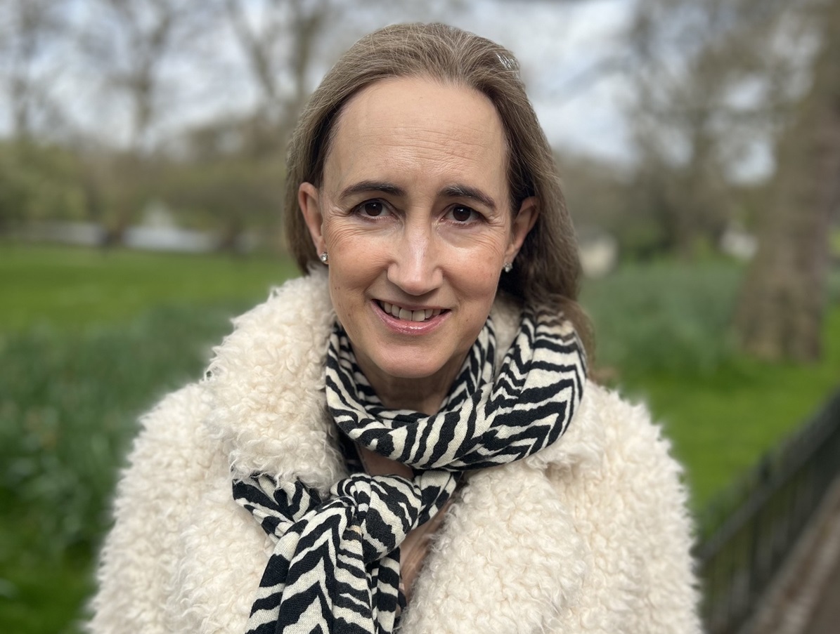 Sophie Kinsella a anunțat pe profilul ei de socializare că are cancer. FOTO: Sophie Kinsella/ Facebook