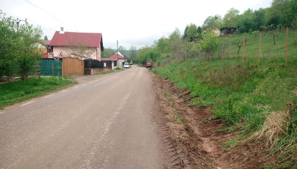 Lucrări de întreţinere pe drumul județean DJ 103V Stolna – DJ 107M/Foto: CJ Cluj