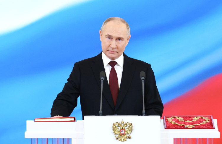 Vladimir Putin a anunțat că Belarus va participa la a doua fază a exerciţiilor cu arme nucleare tactice. Sursă foto: kremlin.ru