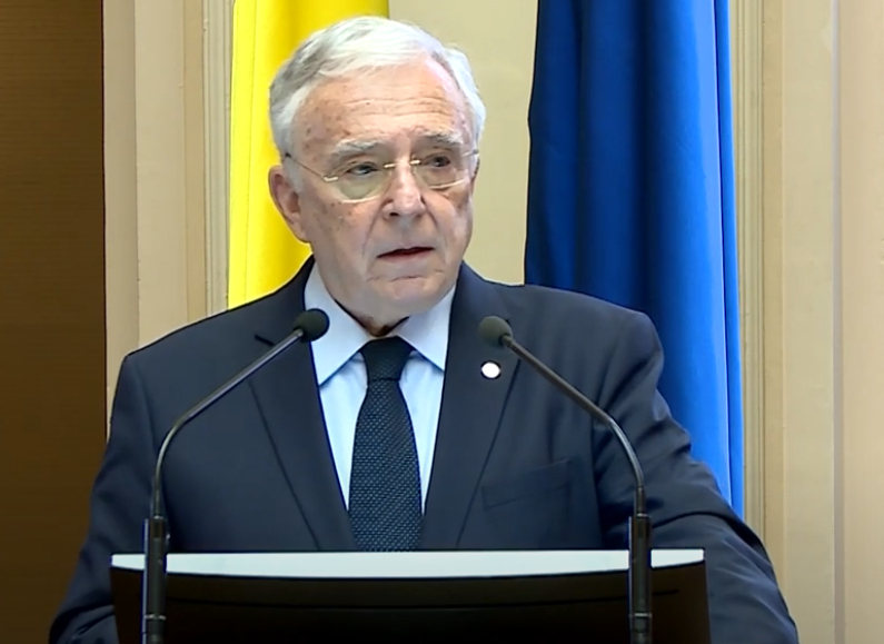 BNR a revizuit în creștere prognoza de inflație. Mugur Isărescu susține necesitatea unei corecții fiscale/Foto: BNR