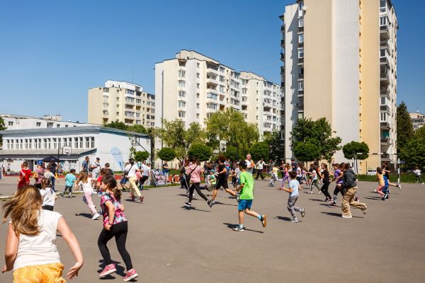 Continuă programul „Fugi în curtea școlii”/Foto: Municipiul Cluj-Napoca - Facebook