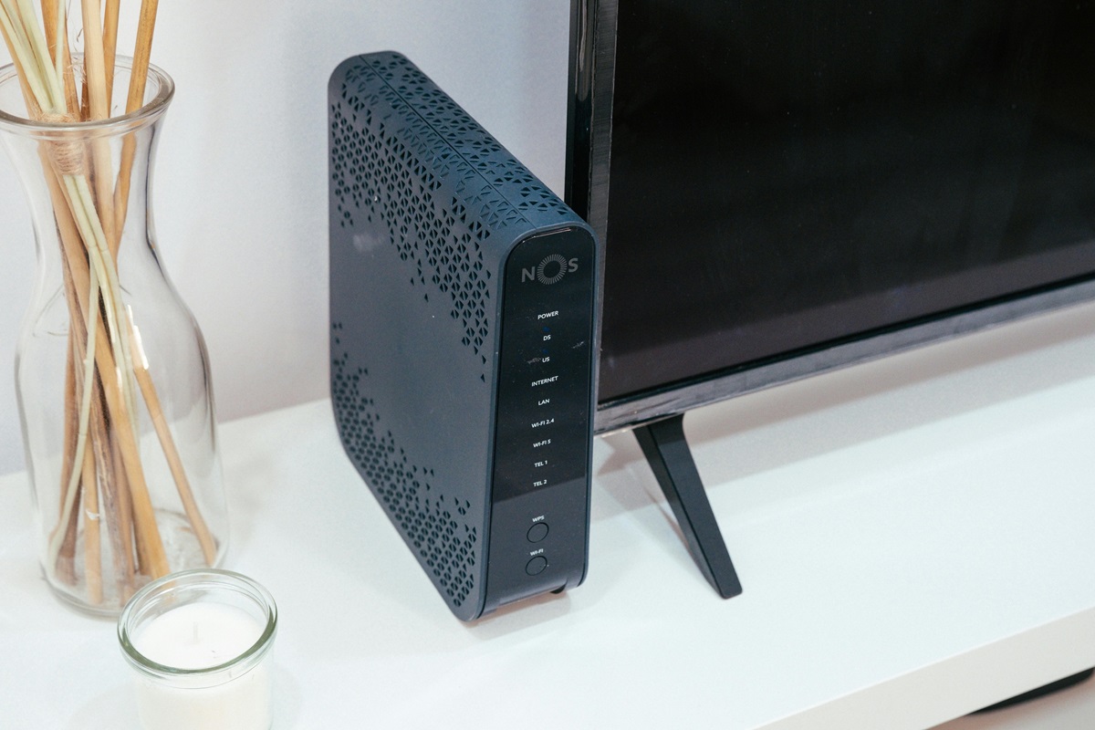 Un modem consumă aproximativ 10 w/h. Foto: pexels.com