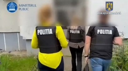 Percheziții la persoane acuzate de spălare de bani