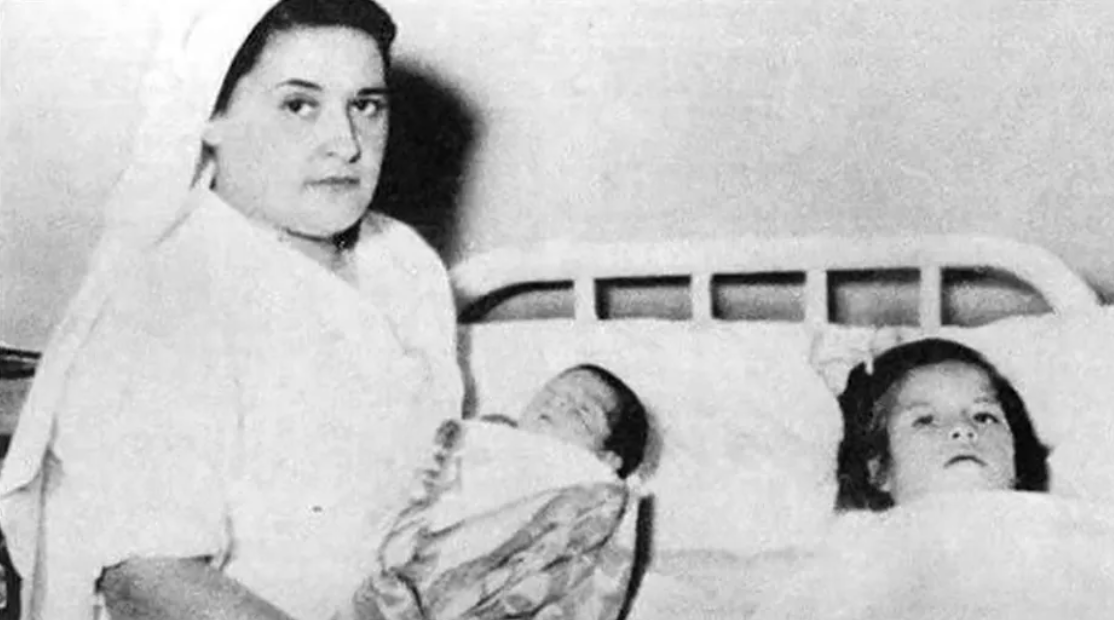 Ea este cea mai tânără mamă din istoria omenirii