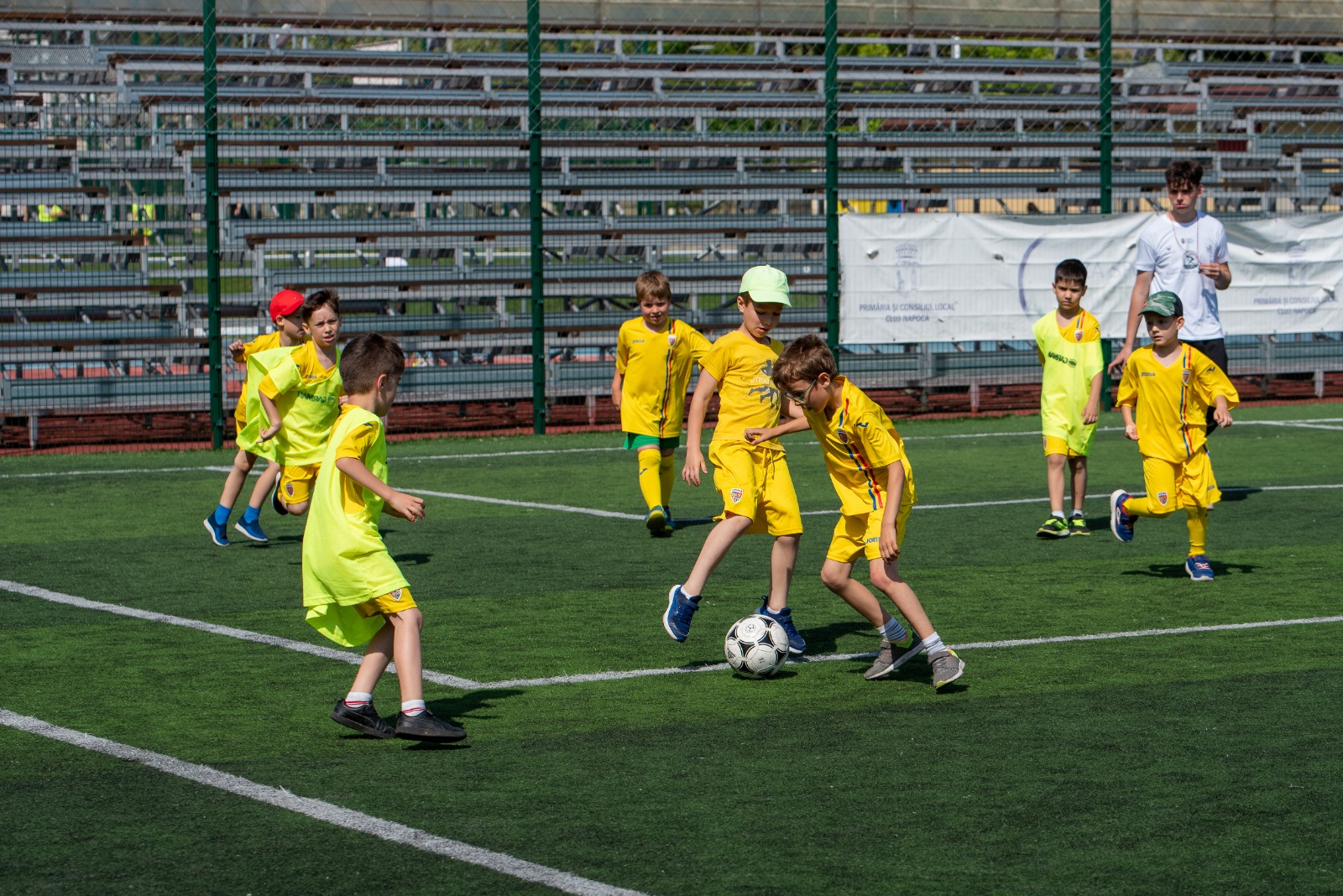 Olimpiadă de competiţii sportive la Colegiul Naţional „George Coșbuc” din Cluj-Napoca | Foto: Colegiul Naţional „George Coșbuc” din Cluj-Napoca