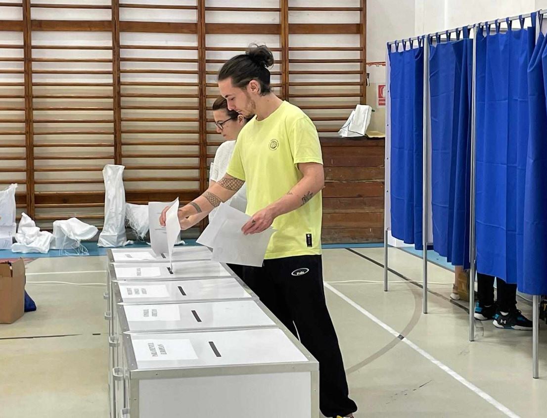 Dinamica participării la vot a tinerilor la alegerile locale și europarlamentare|Foto: monitorulcj.ro
