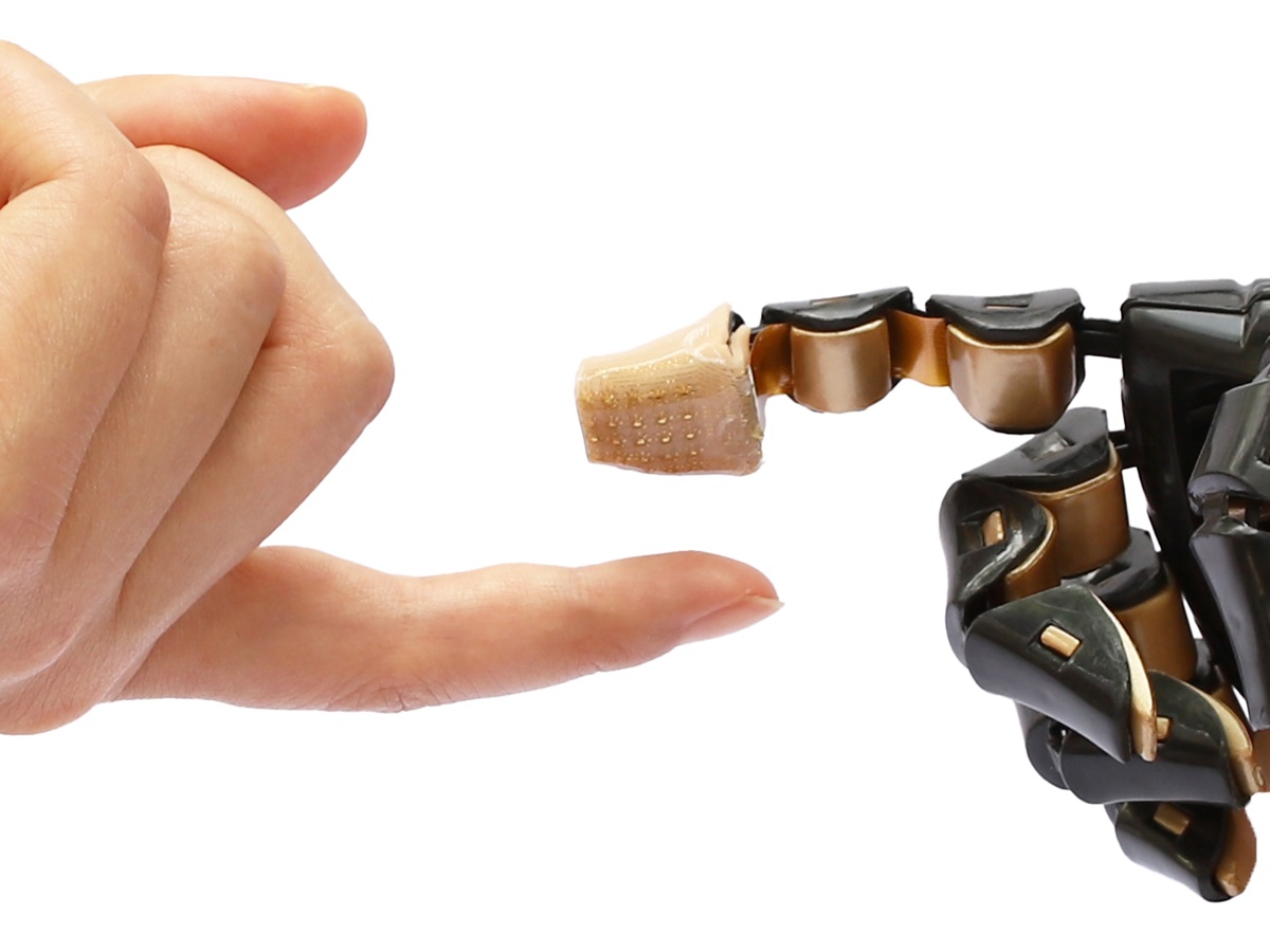 Această imagine prezintă pielea electronică bio-inspirată cu o structură 3D care imită semnalele mecanice găsite în pielea umană. Foto: Tsinghua University