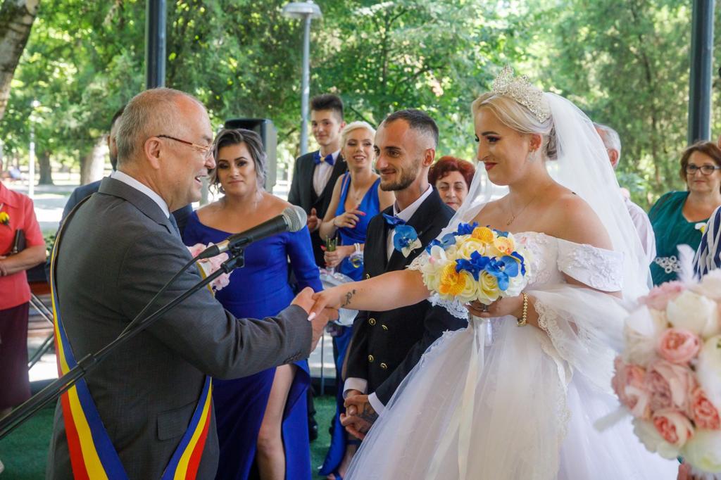 Momente speciale la Cluj-Napoca! Peste 840 de căsătorii