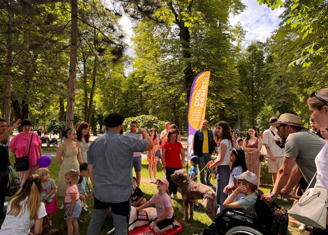 Echipa Dog Assist a pregătit un weekend plin de activități educative pentru susținerea proiectelor de terapie asistată de animale|Foto: Dog Assist-Terapie Asistata de Animale Facebook.com