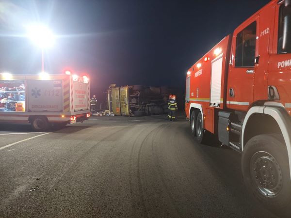 Cisternă răsturnată pe centura Vâlcele-Apahida | Foto: ISU Cluj