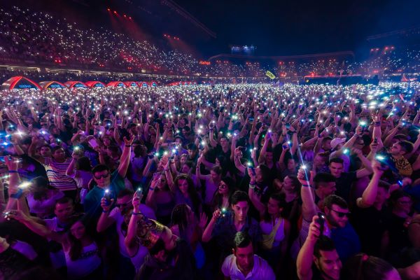 Abonamente gratuite la UNTOLD și Neversea pentru studenții care termină sesiunea cu 10! Reducere pentru cei care trec toate examenele. | Foto: UNTOLD - Facebook