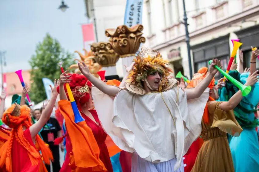 Cea de-a noua zi de FITS aduce în fața publicului spectacole captivante de teatru