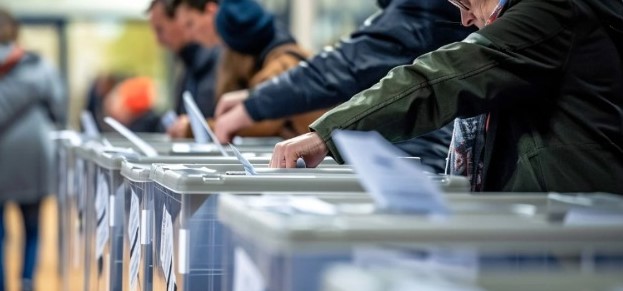 Rata de participare la primul tur al alegerilor legislative din Franţa