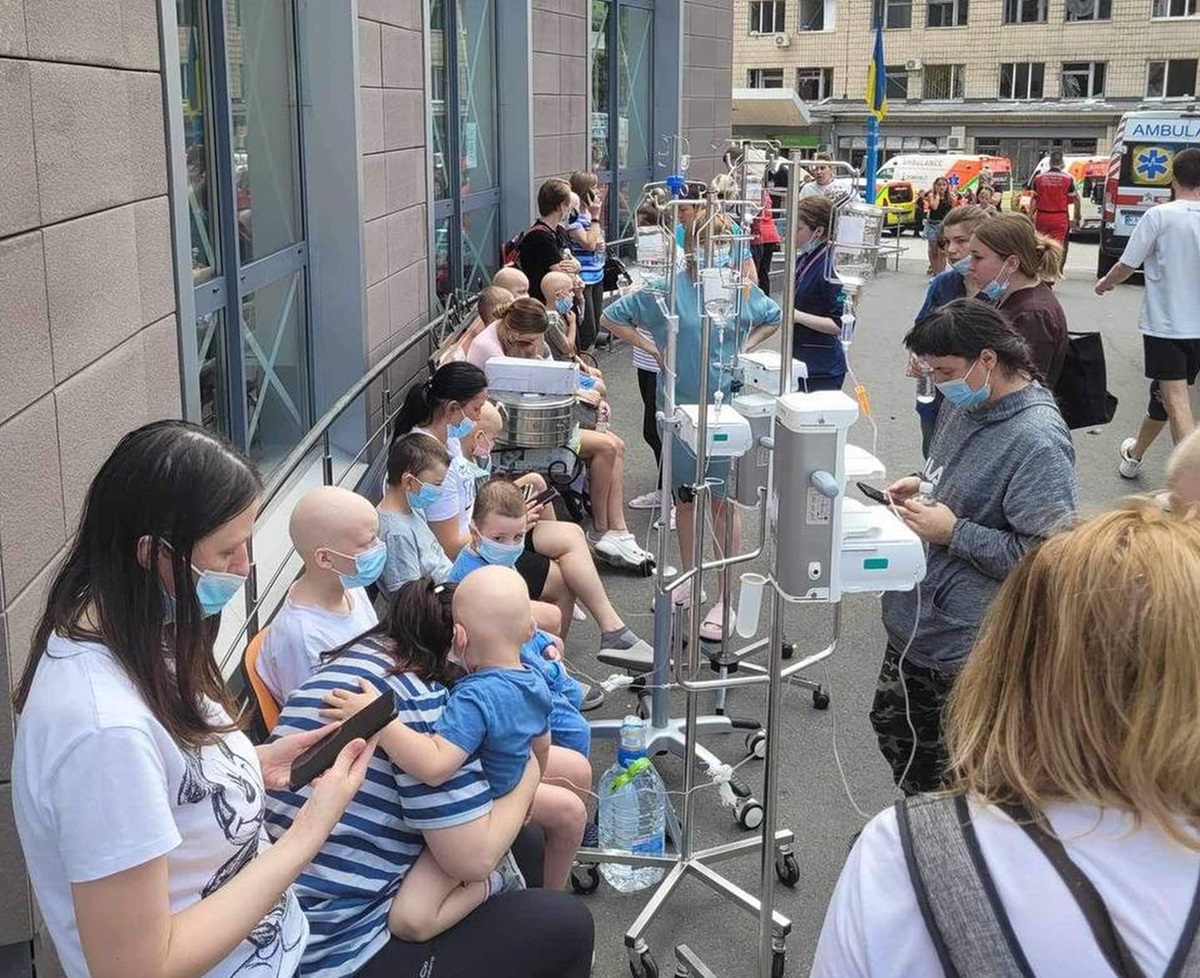 Cel mai mare spital de copii din Kiev a fost lovit luni de o rachetă rusească. Foto: Hope For Ukraine / Facebook