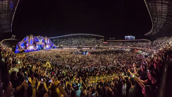 Artiştii şi DJ-ilor care vor urca pe cele opt scene de la Untold 2024. Lenny Kravitz şi Sam Smith