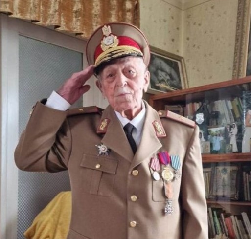 Un veteran de război din Cluj a împlinit 104 ani. A luptat în timpul celui de-al Doilea Război Mondial şi a fost luat prizonier de ruşi. | Foto: Ministerul Apararii Nationale