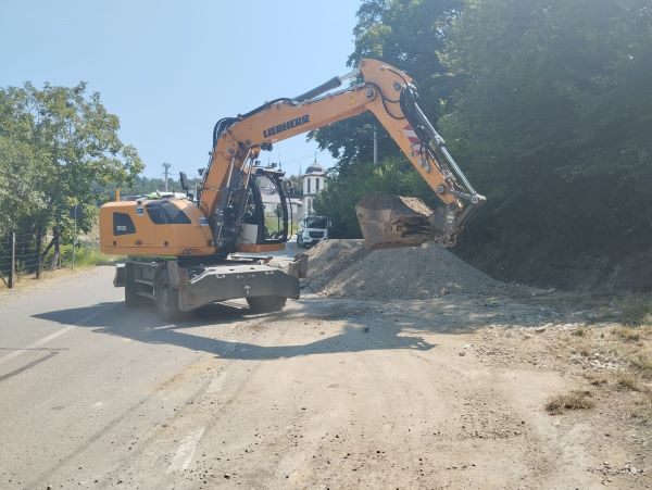 Va fi reparat drumul care merge spre Mănăstirea Nicula | Foto: CJ Cluj
