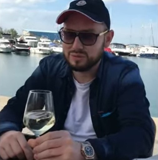 Influencerul Andrei Versace