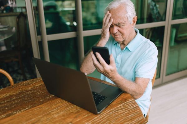 Ce poți face pentru a scăpa de durerile de cap? Află cum le poți evita. | Foto: pexels.com